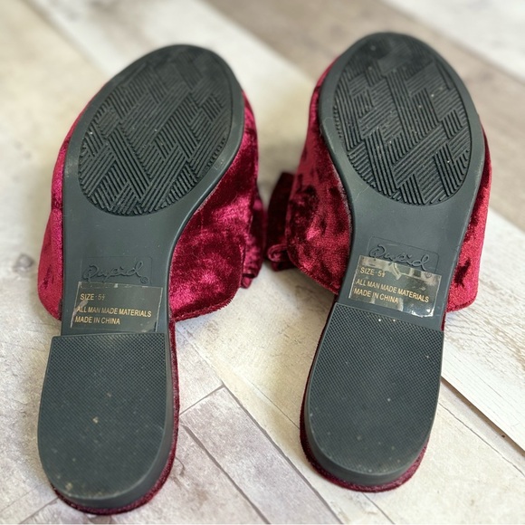 Velvet Bow Burgundy Mule Size 5 1/2 Christmas / Valentines Slip On Dress Shoe - Picture 6 of 7
